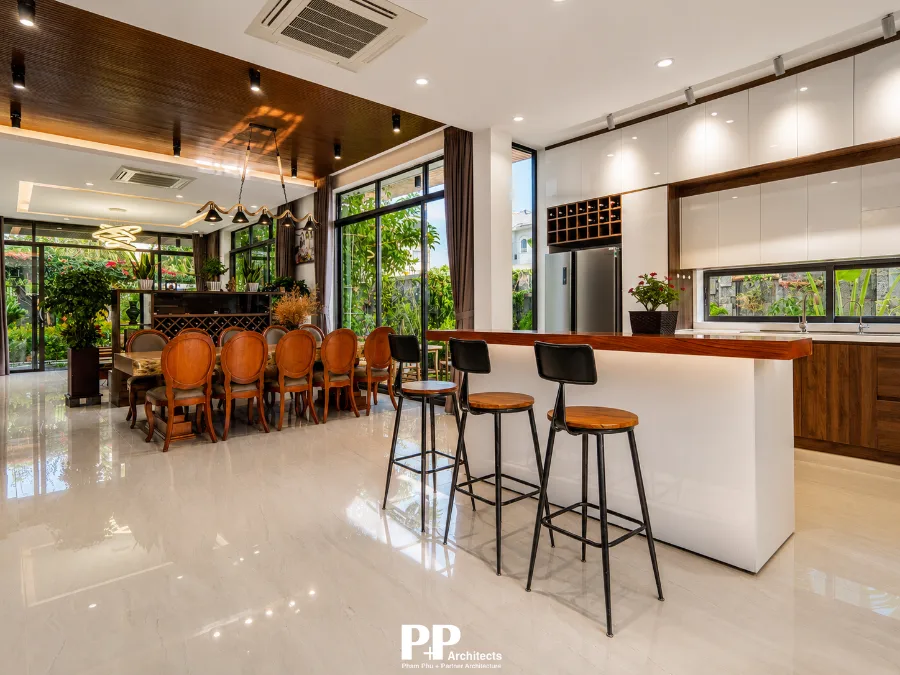 Công ty thiết kế villa Nha Trang công trình thực tế: 7 tiêu chí đánh giá năng lực 5 Công ty thiết kế villa Nha Trang công trình thực tế với bếp ăn kết nối sân vườn